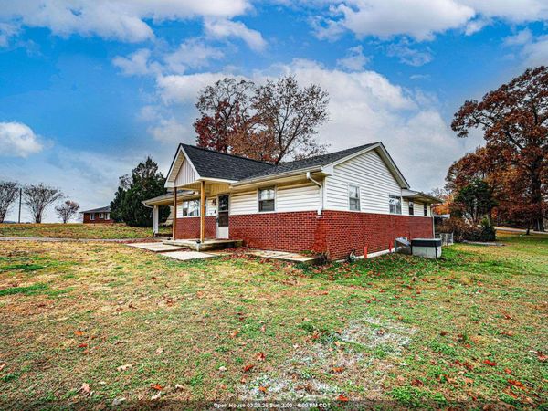 3521 Oakwood Blvd, Sheffield, AL