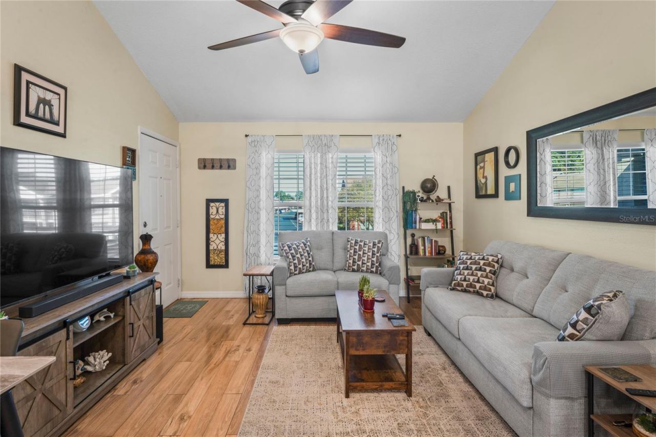 6424 Spring Flower Drive, Unit 24, New Port Richey, FL 34653 Photo