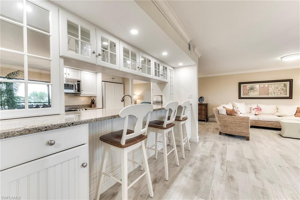 1605 Middle Gulf Dr, Unit 115, Sanibel, FL 33957 Photo