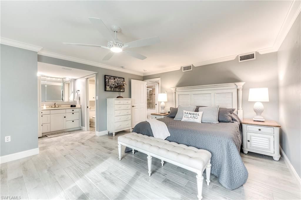 1605 Middle Gulf Dr, Unit 115, Sanibel, FL 33957 Photo