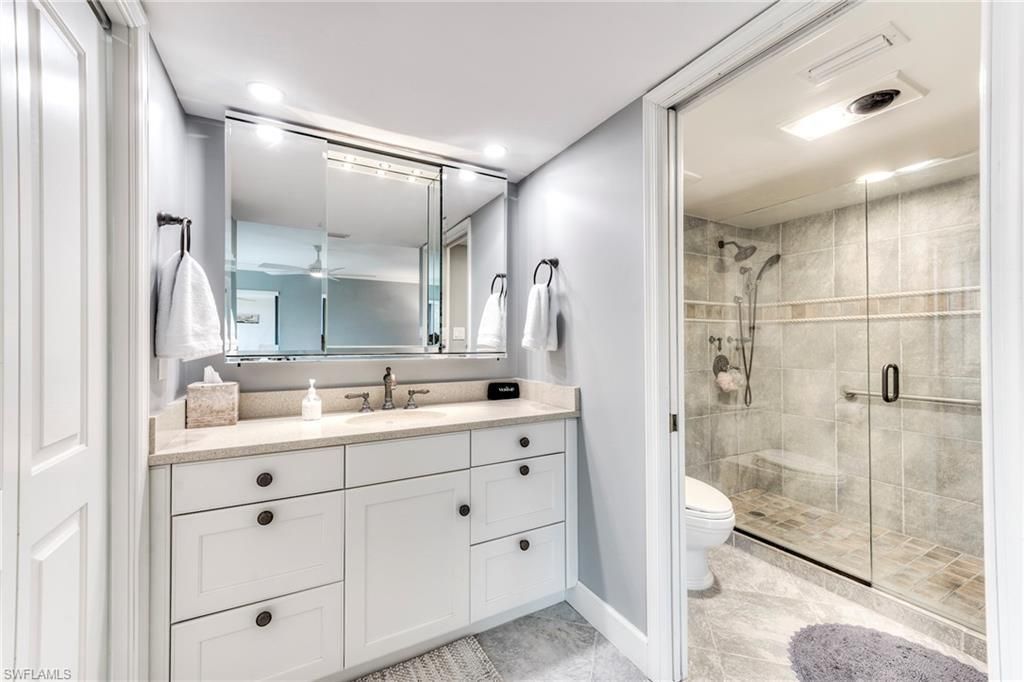 1605 Middle Gulf Dr, Unit 115, Sanibel, FL 33957 Photo