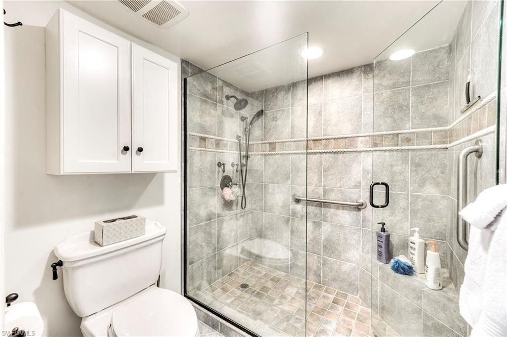 1605 Middle Gulf Dr, Unit 115, Sanibel, FL 33957 Photo