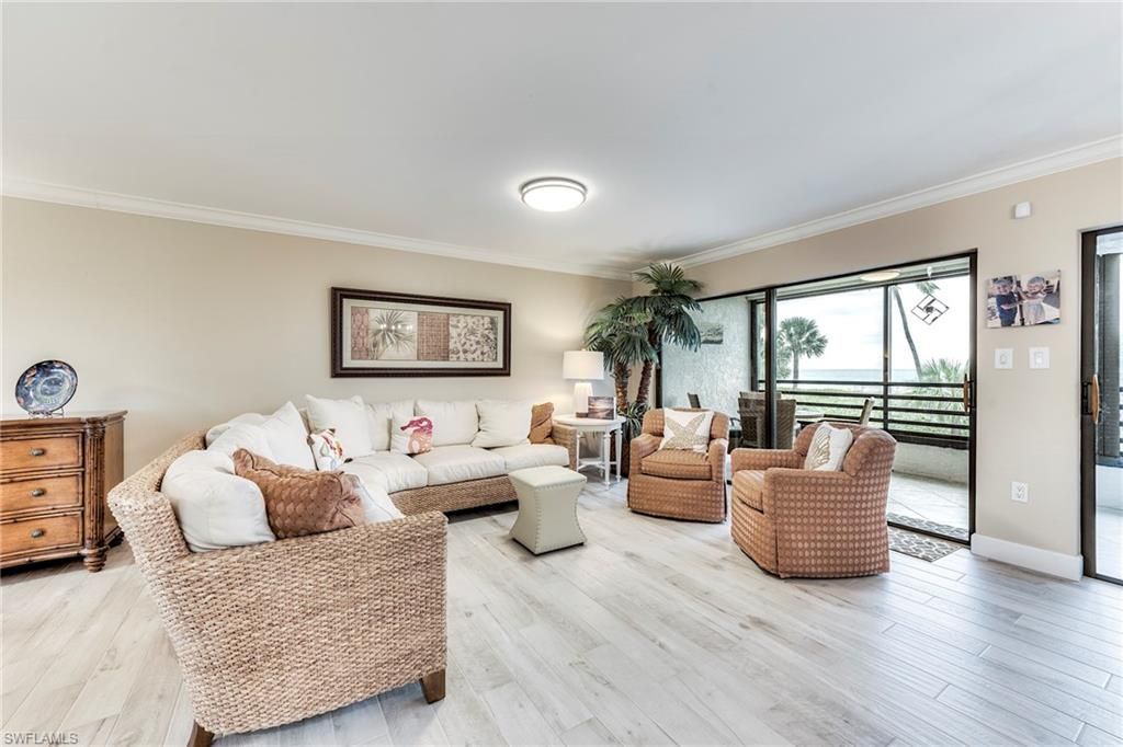 1605 Middle Gulf Dr, Unit 115, Sanibel, FL 33957 Photo