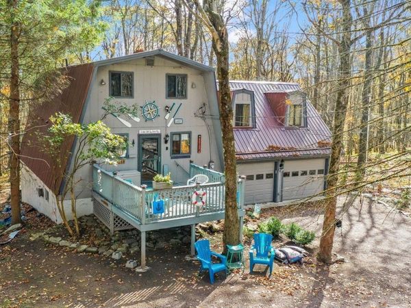 1218 E Alpine Drive, Terra Alta, WV 26764