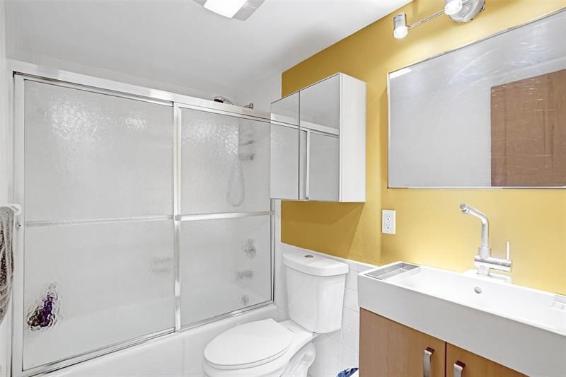 4636 El Mar Drive, Unit 601, Lauderdale by the Sea, FL 33308 Photo