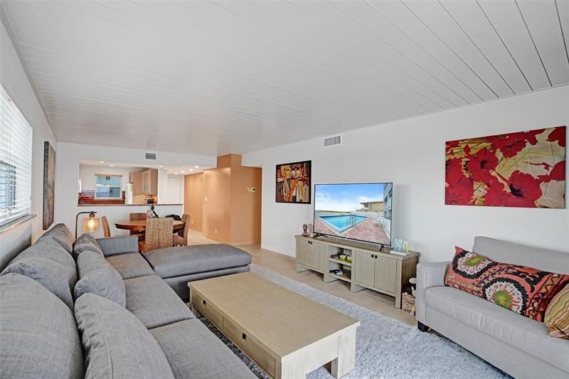 4636 El Mar Drive, Unit 601, Lauderdale by the Sea, FL 33308 Photo