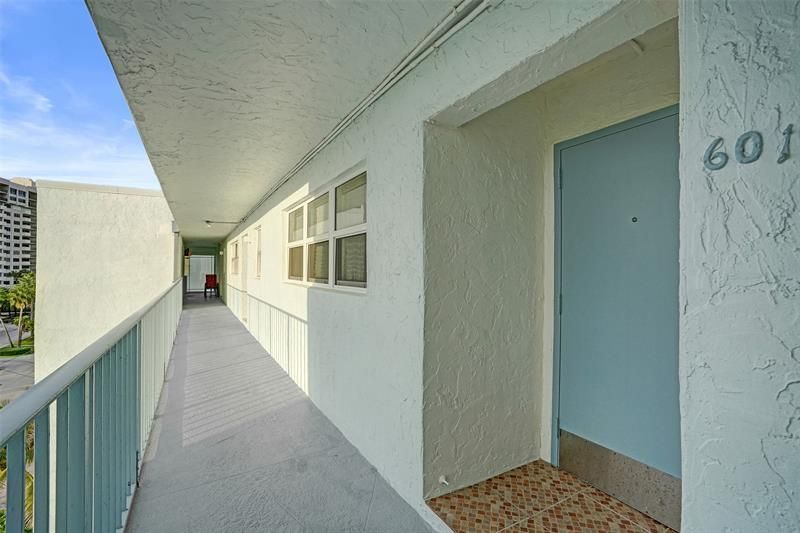 4636 El Mar Drive, Unit 601, Lauderdale by the Sea, FL 33308 Photo