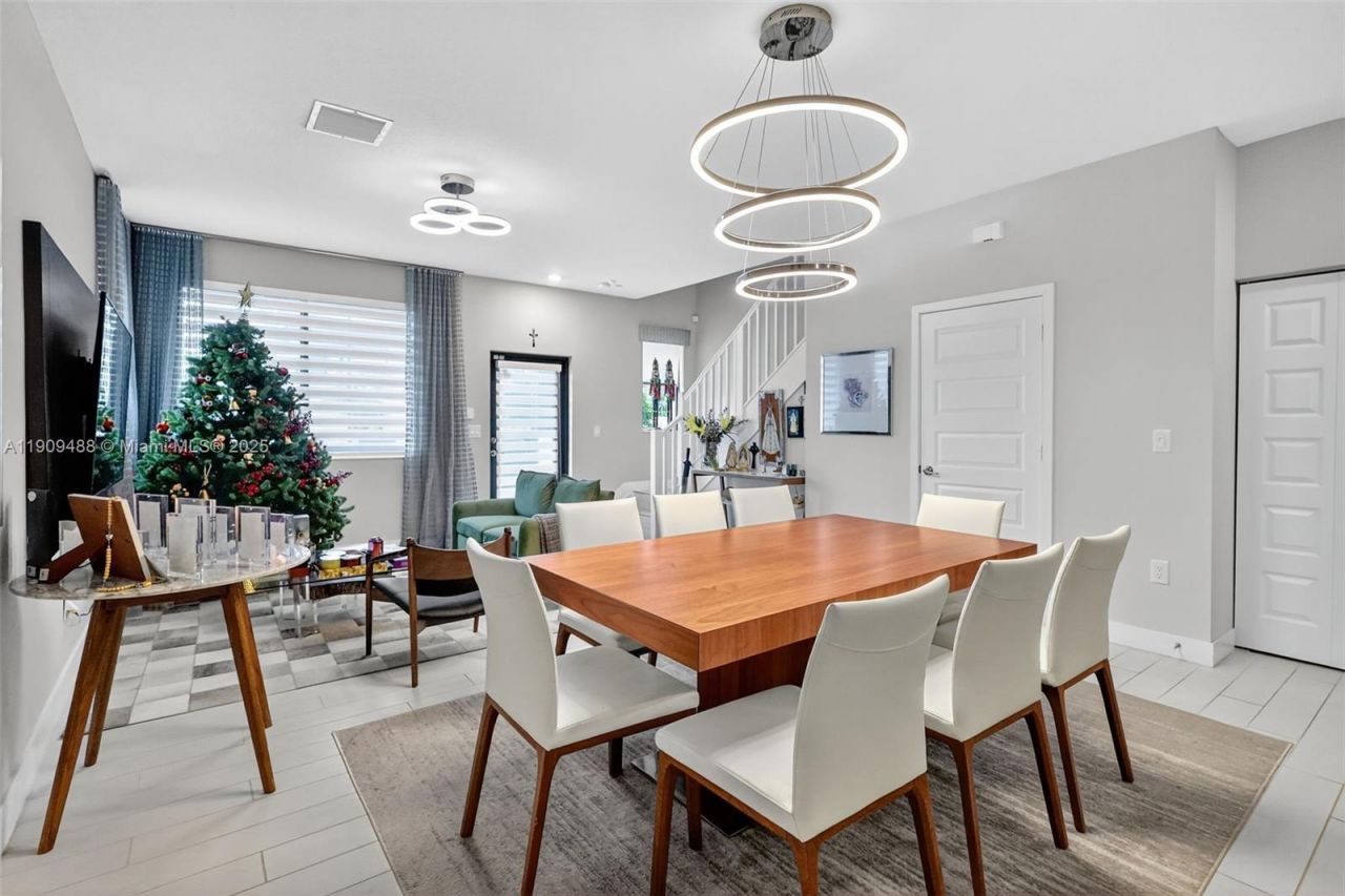 4740 NW 84th Ave, Doral, FL 33166 Photo