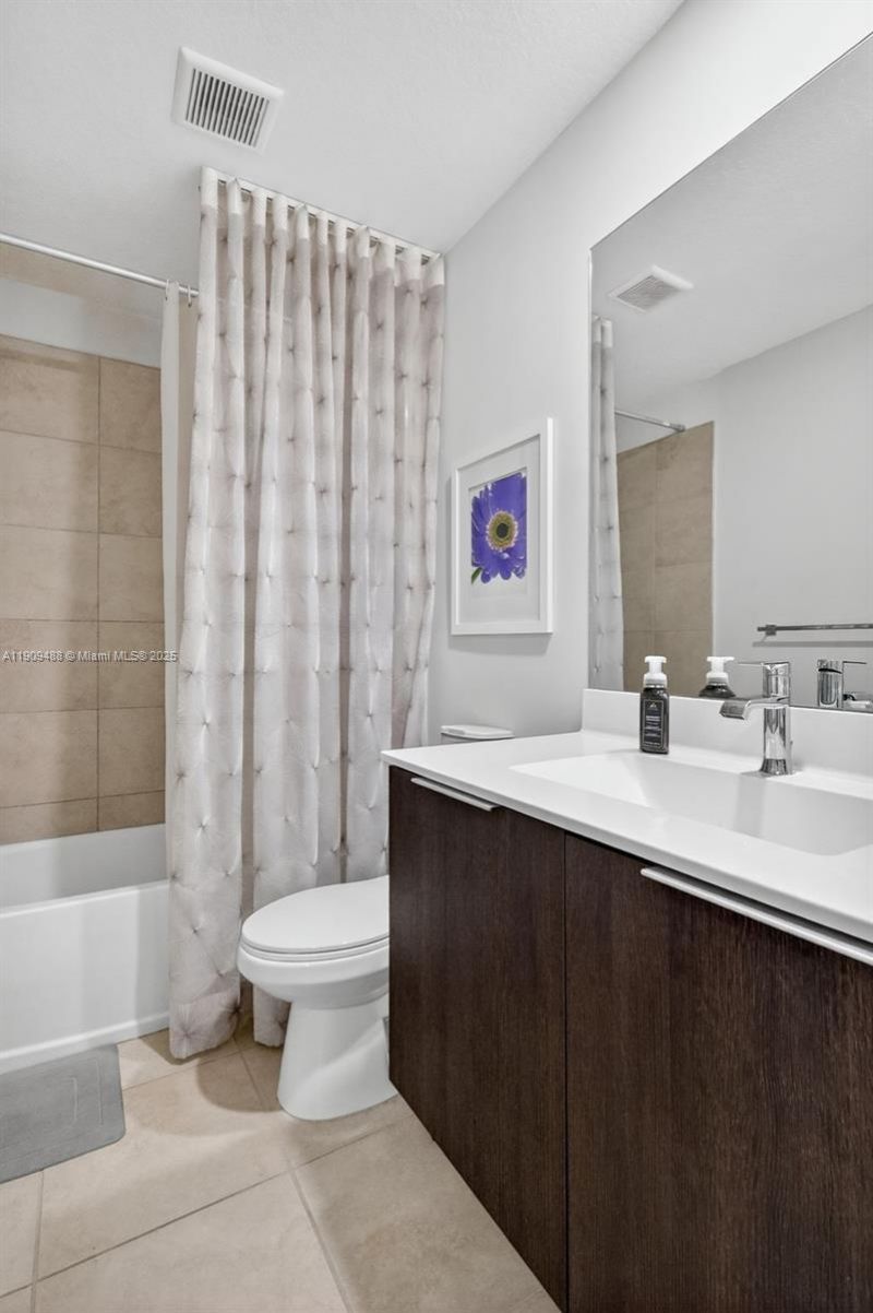 4740 NW 84th Ave, Doral, FL 33166 Photo