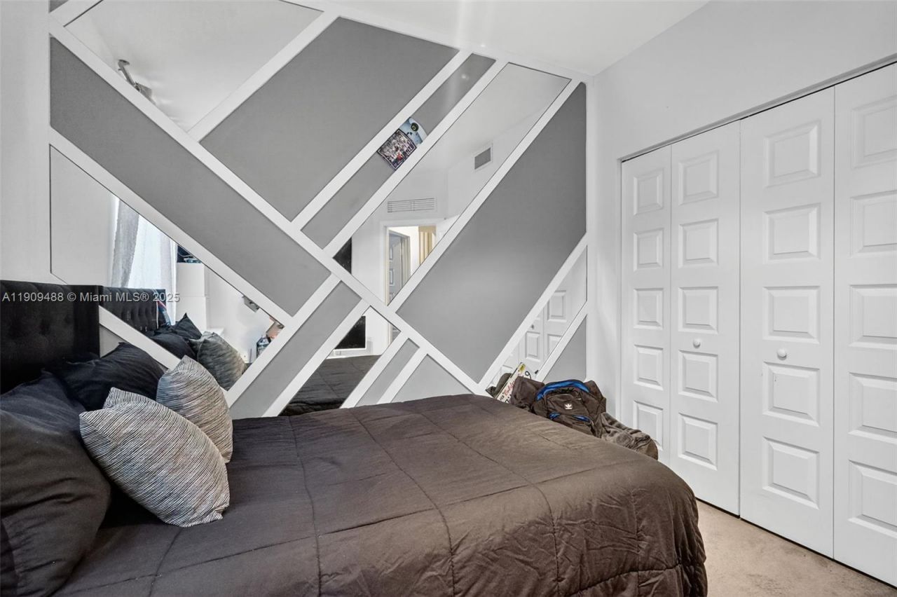 4740 NW 84th Ave, Doral, FL 33166 Photo