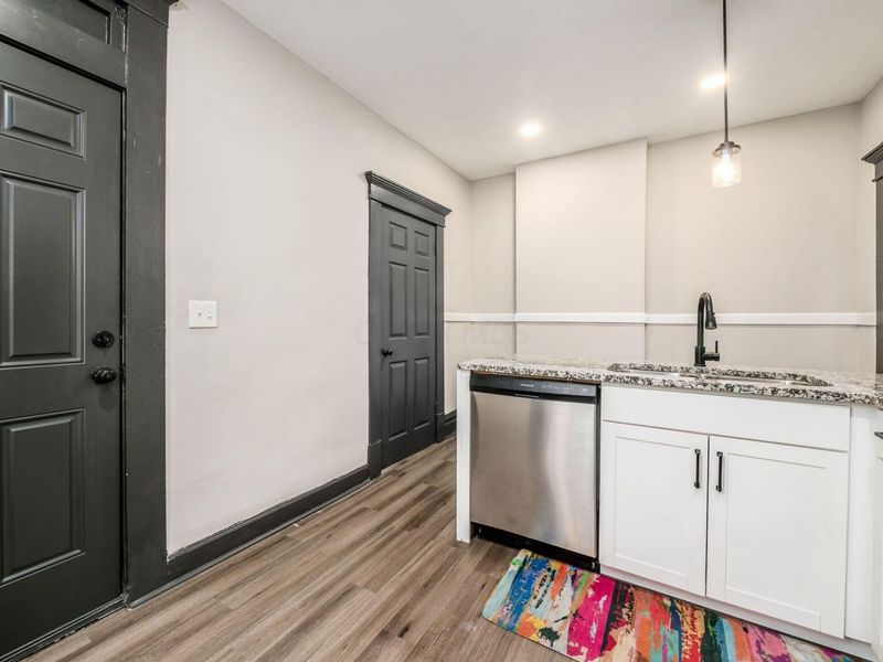 1633-1635 E Greenway Avenue, Columbus, OH 43203 Photo 15