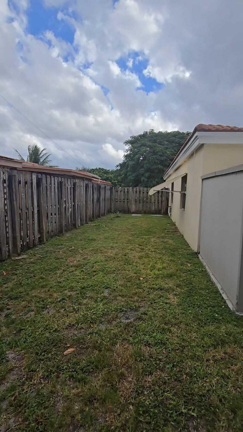 1435 NE 182nd Street, North Miami Beach, FL 33162 Photo