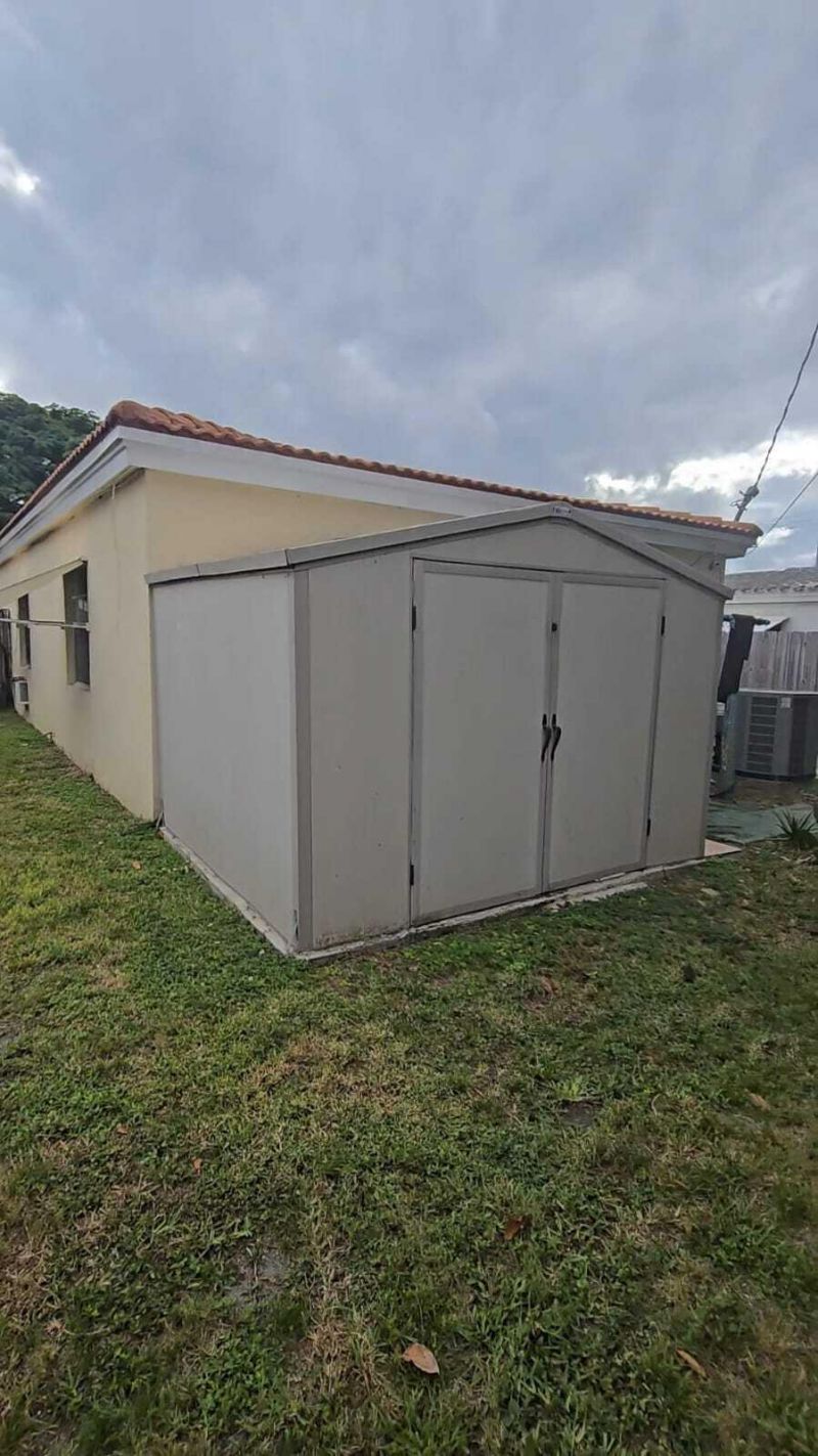 1435 NE 182nd Street, North Miami Beach, FL 33162 Photo