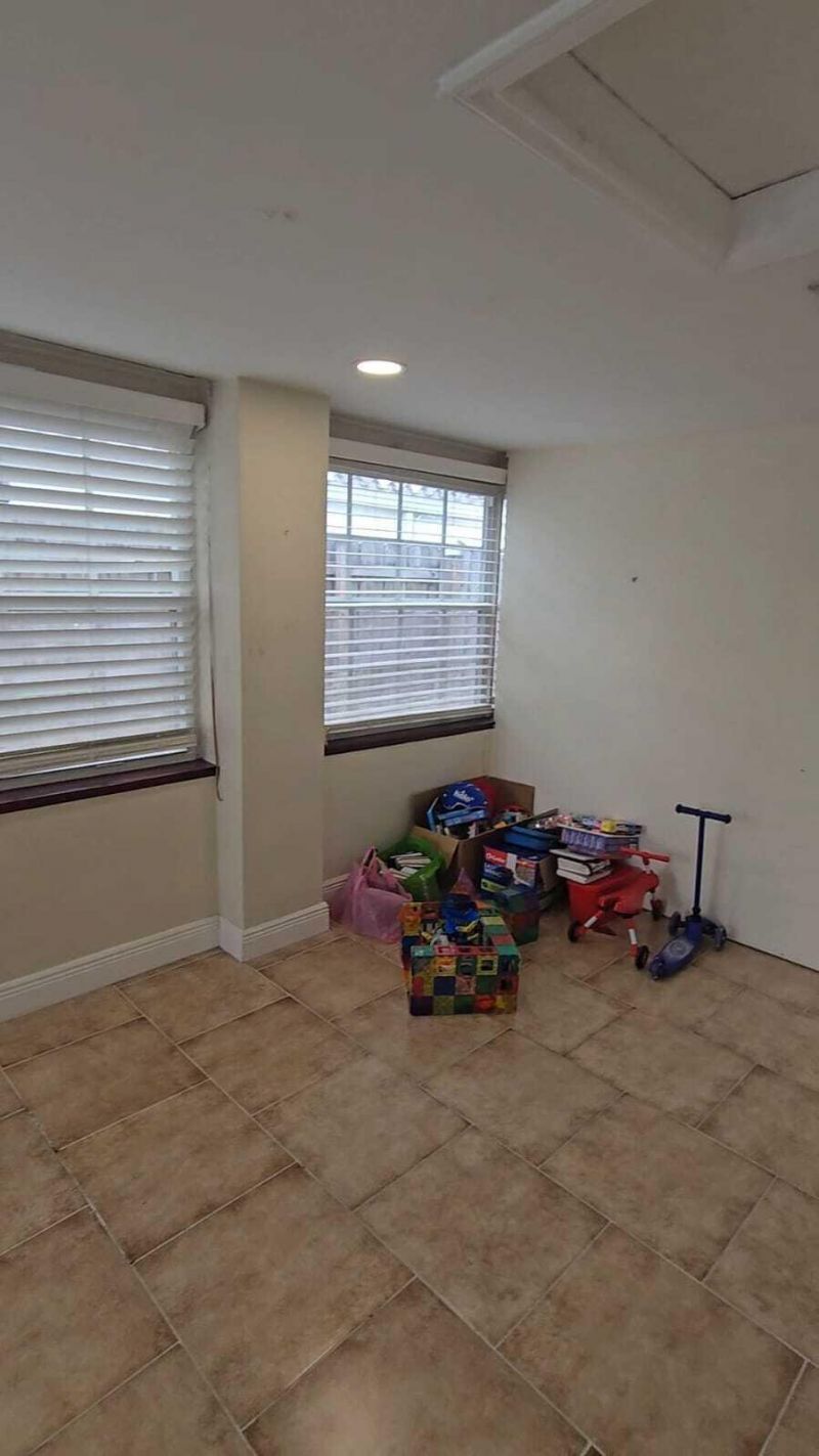 1435 NE 182nd Street, North Miami Beach, FL 33162 Photo