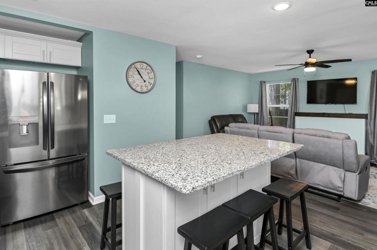 707 Holland Avenue Photo 20