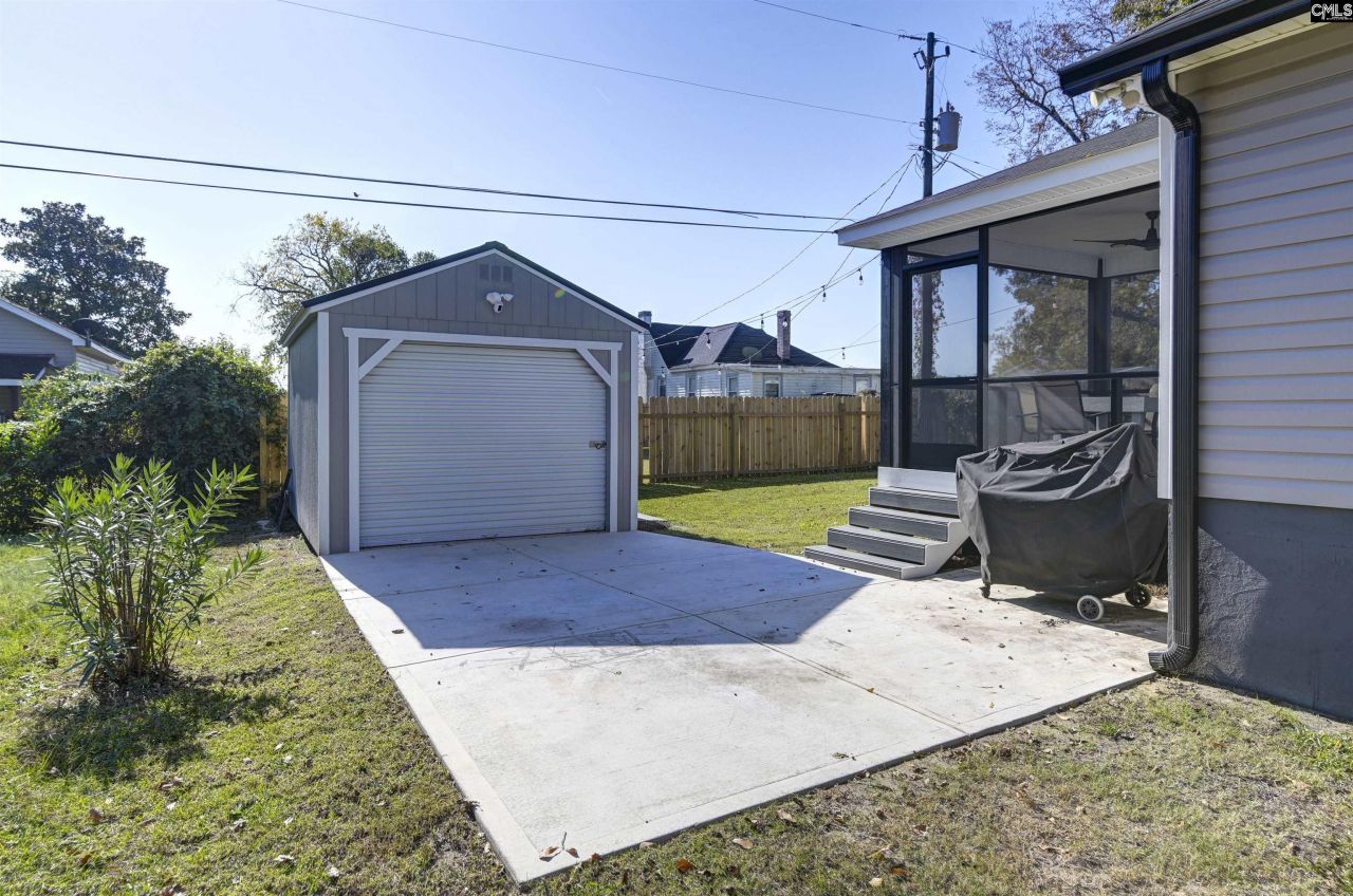 707 Holland Avenue Photo 4