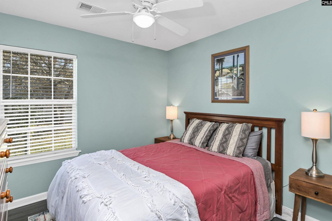 707 Holland Avenue Photo 35