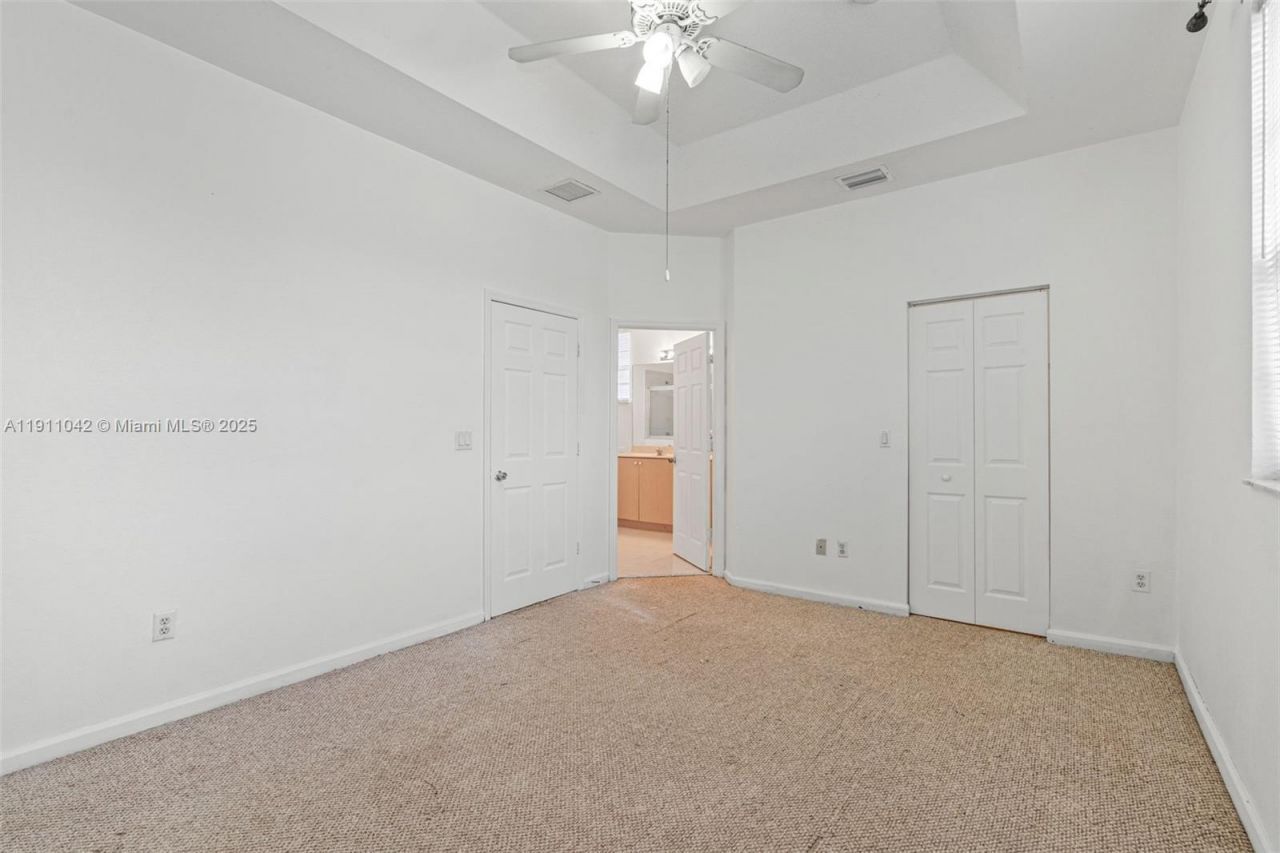 2109 NE 3rd Ct, Homestead, FL 33033 Photo