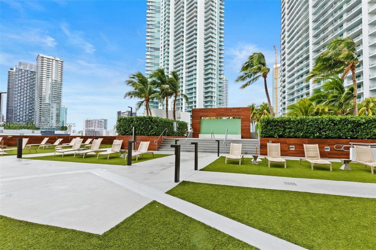 350 S Miami Ave, Unit 1805, Miami, FL 33130 Photo