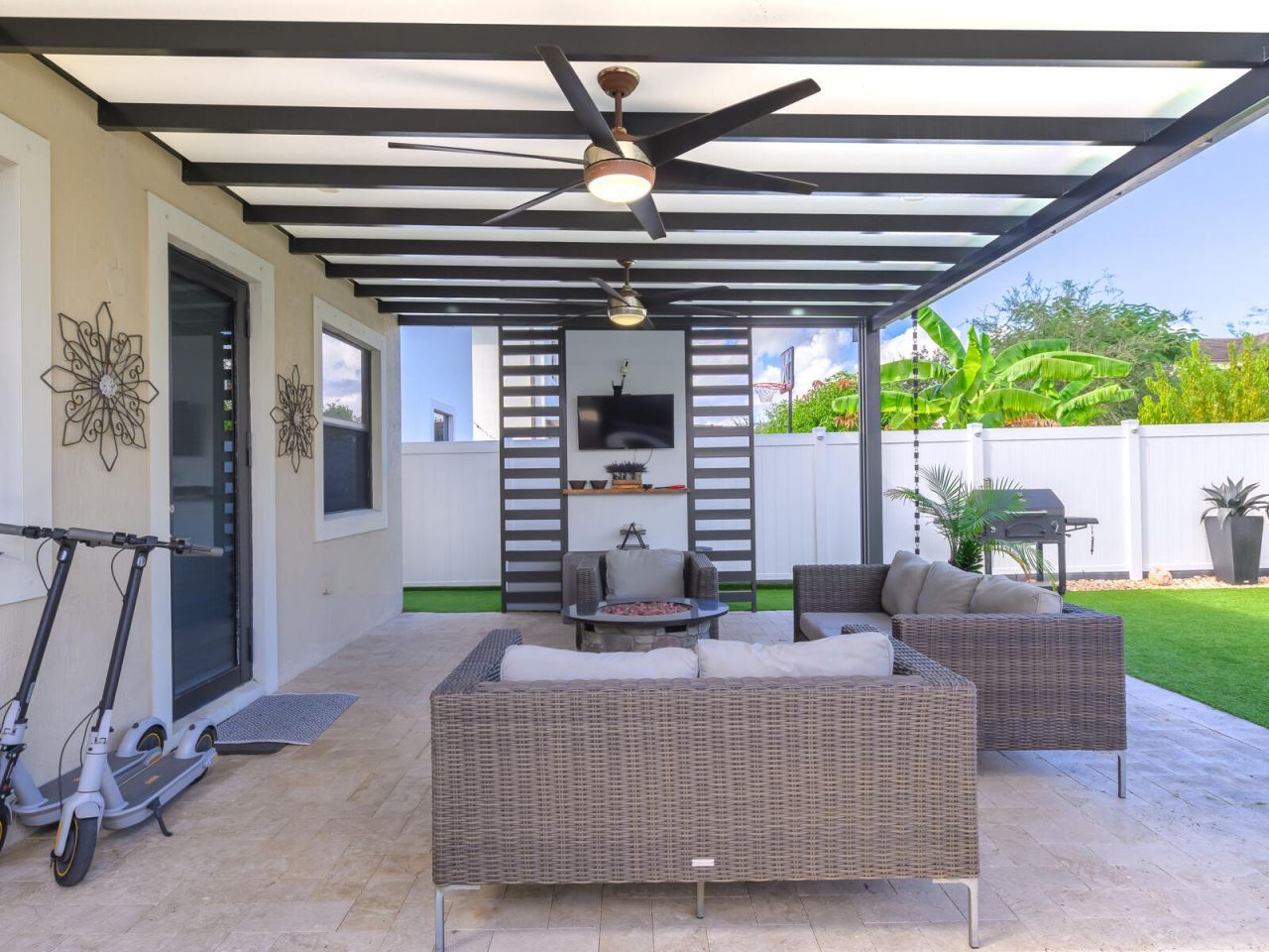 3473 W 110th Terrace, Hialeah, FL 33018 Photo