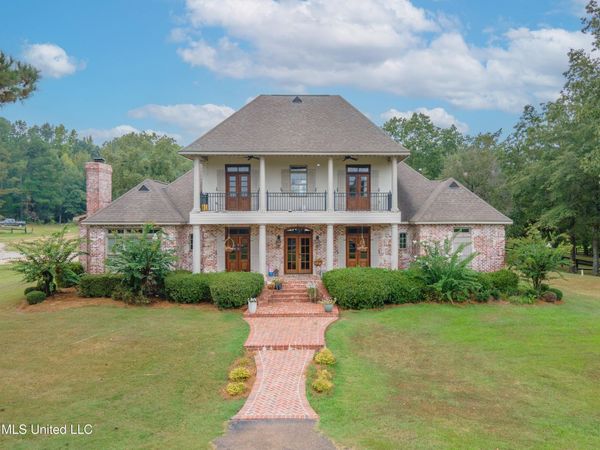 118 Viewpointe Drive, Clinton, MS 39056