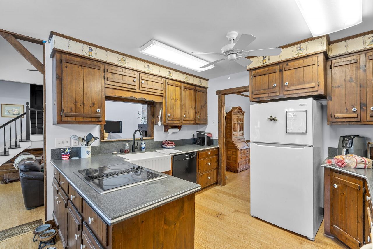 110 Bindon Circle Photo 13