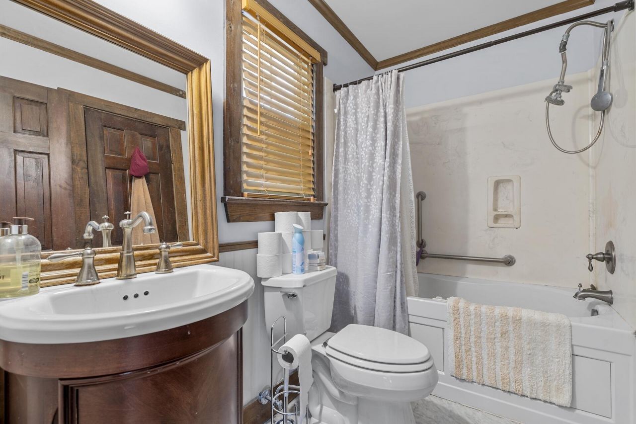 110 Bindon Circle Photo 18