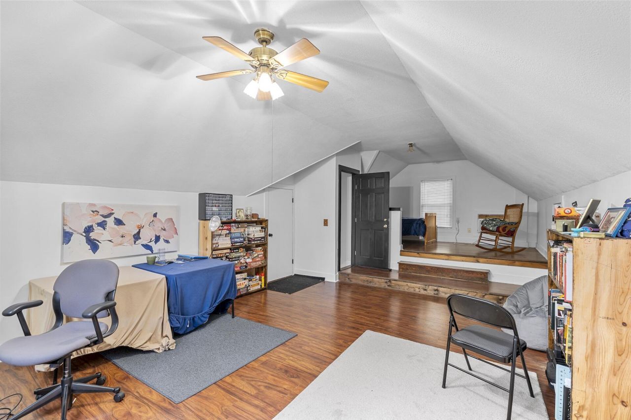 110 Bindon Circle Photo 23