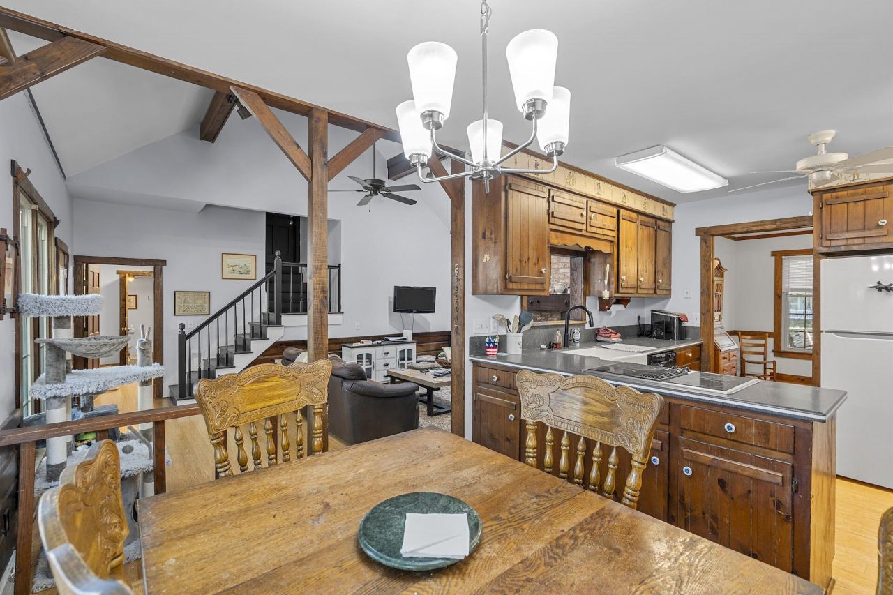 110 Bindon Circle Photo 27