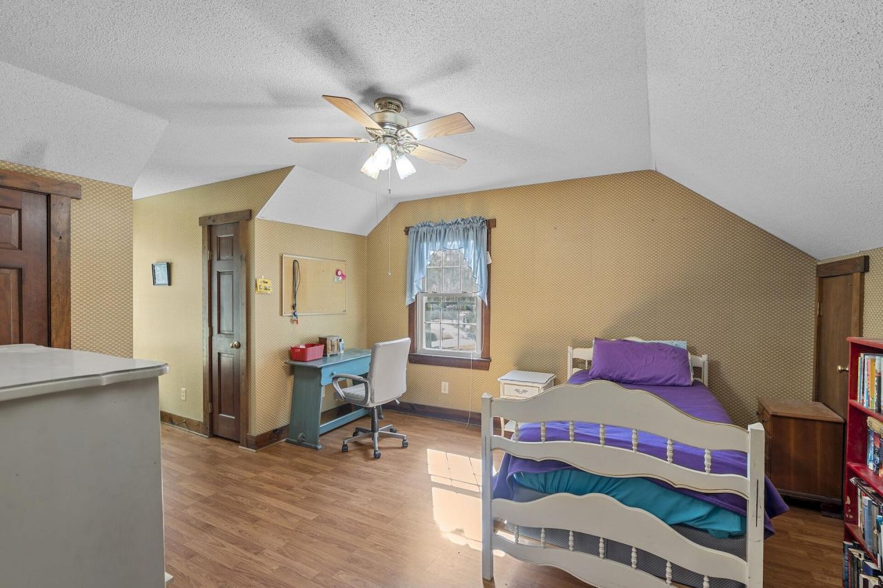 110 Bindon Circle Photo 28