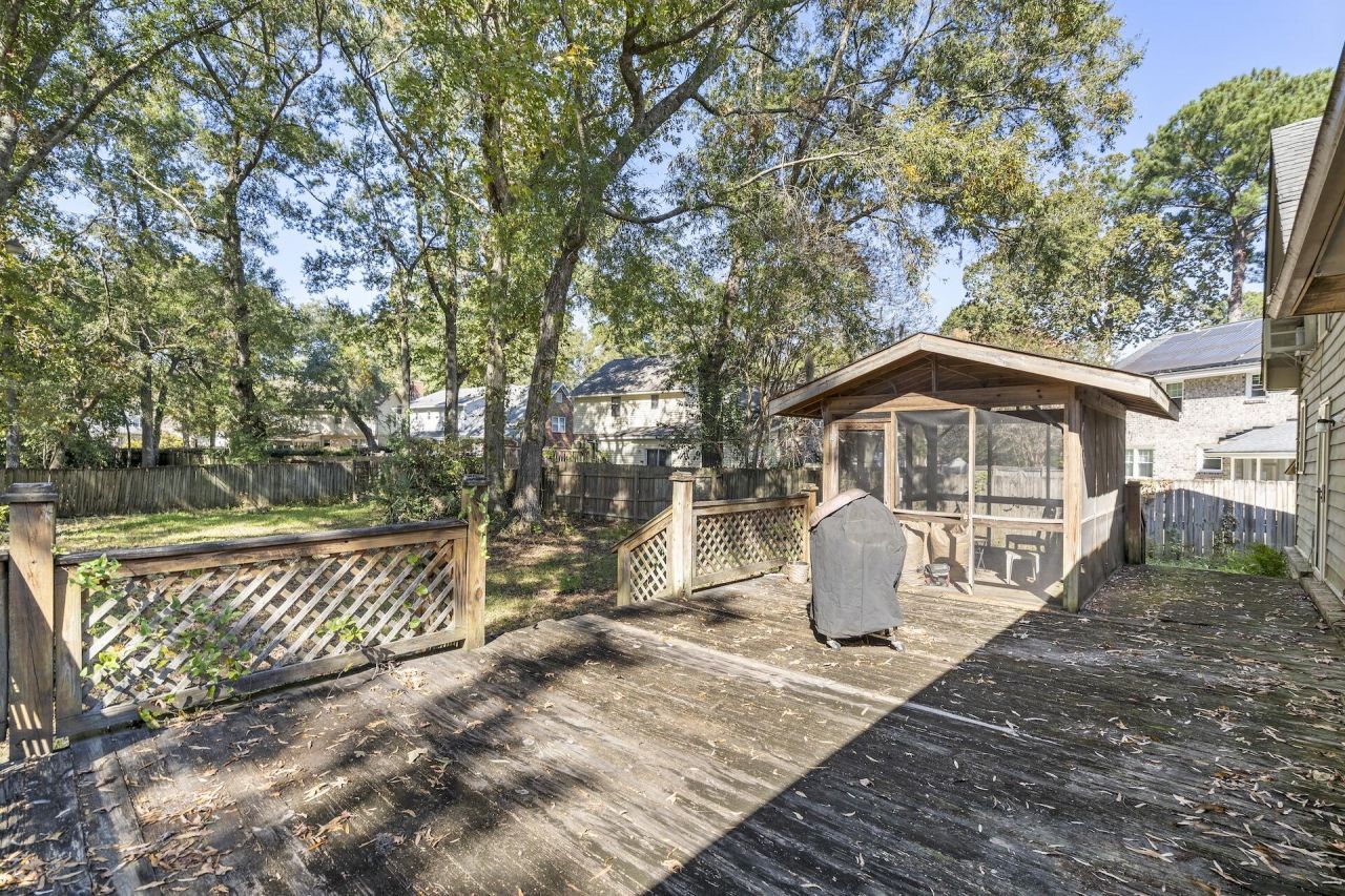 110 Bindon Circle Photo 33