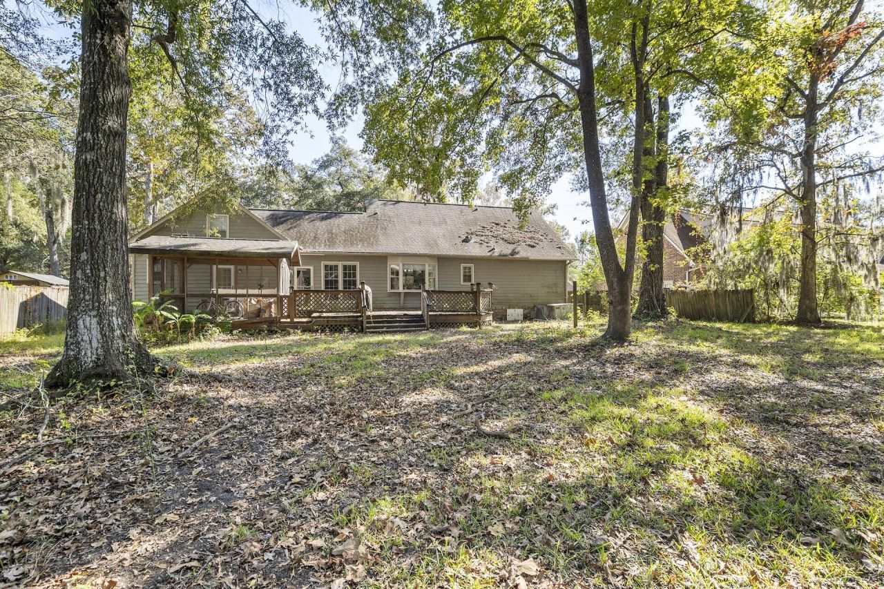 110 Bindon Circle Photo 34