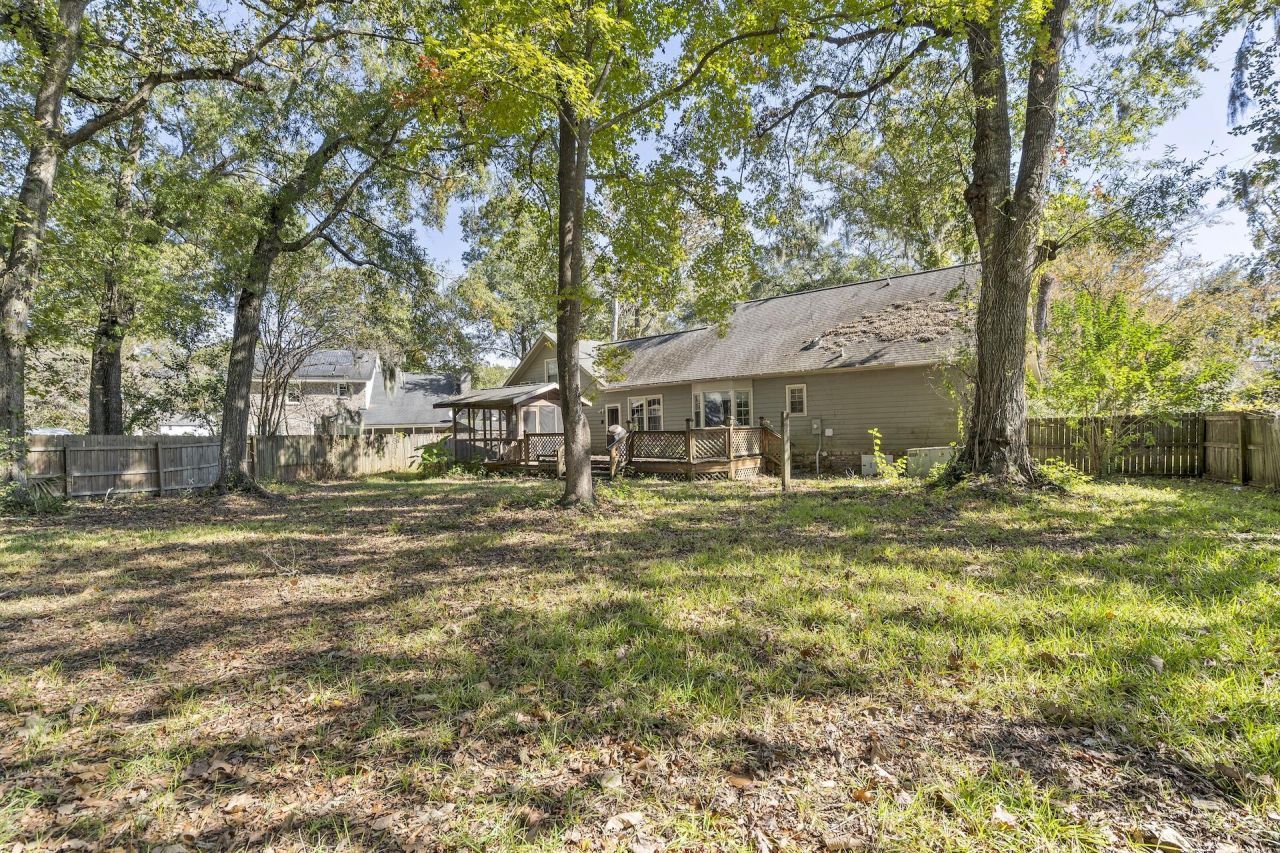 110 Bindon Circle Photo 35