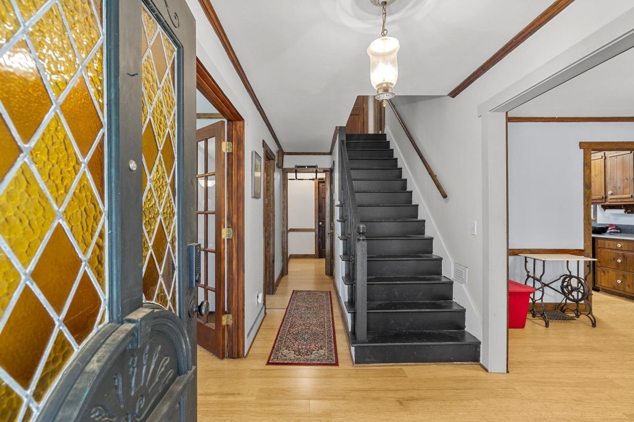 110 Bindon Circle Photo 4