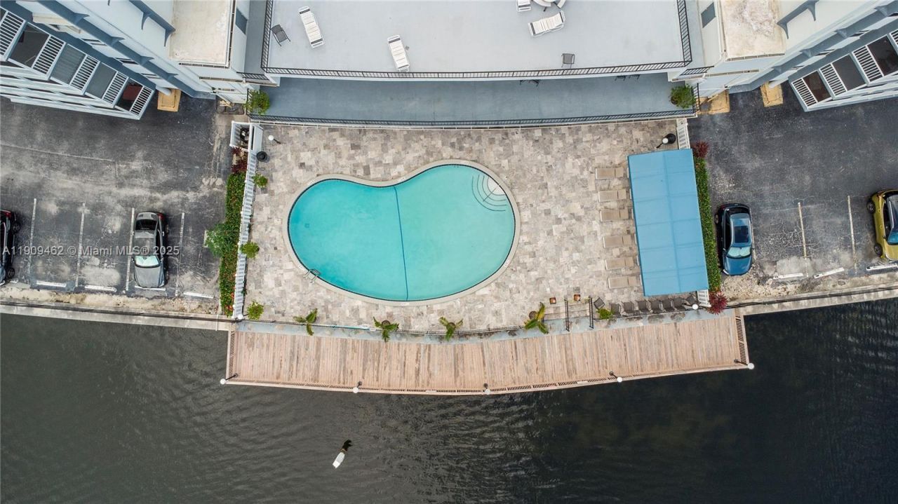 300 Diplomat Parkway, Unit 517, Hallandale Beach, FL 33009 Photo