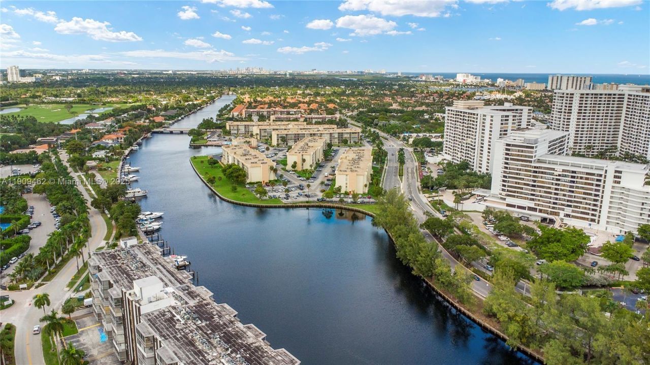 300 Diplomat Parkway, Unit 517, Hallandale Beach, FL 33009 Photo