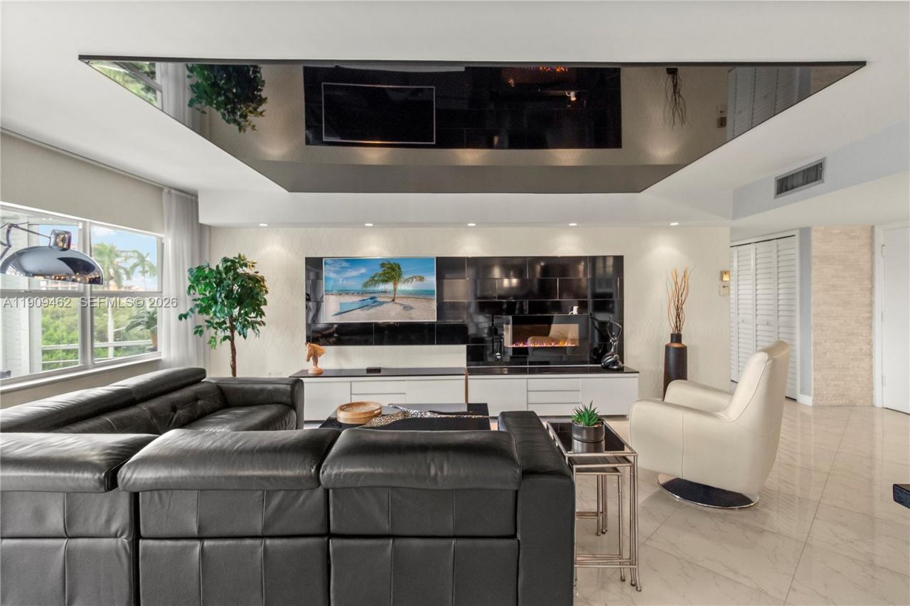 300 Diplomat Parkway, Unit 517, Hallandale Beach, FL 33009 Photo