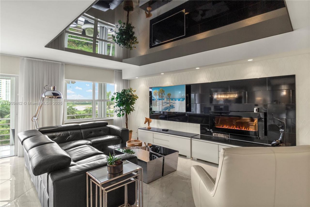 300 Diplomat Parkway, Unit 517, Hallandale Beach, FL 33009 Photo