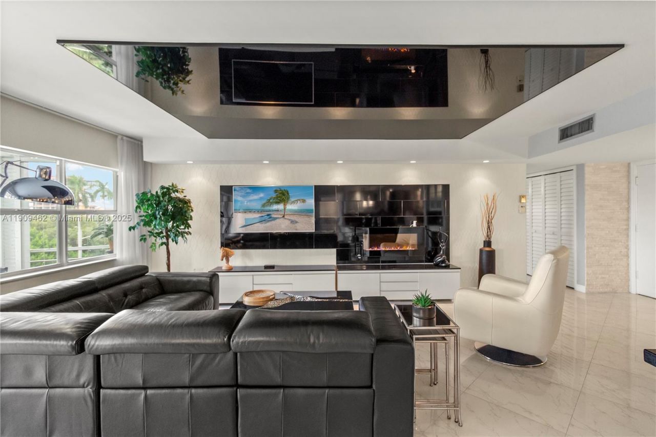 300 Diplomat Parkway, Unit 517, Hallandale Beach, FL 33009 Photo