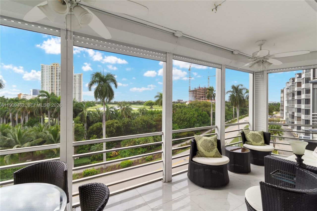 300 Diplomat Parkway, Unit 517, Hallandale Beach, FL 33009 Photo