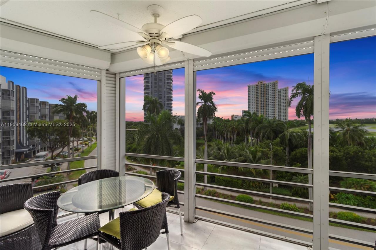 300 Diplomat Parkway, Unit 517, Hallandale Beach, FL 33009 Photo