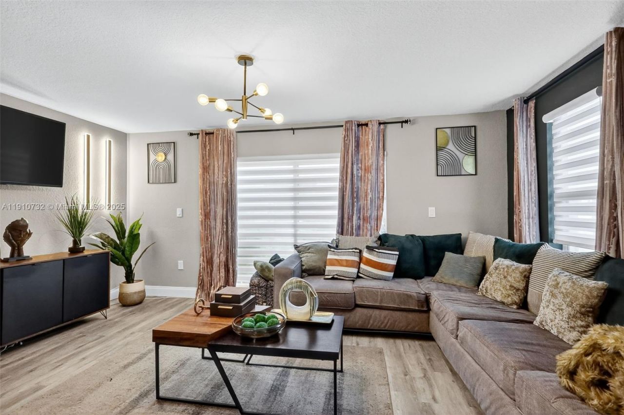 3004 SW 129th Way, Unit 150, Miramar, FL 33027 Photo