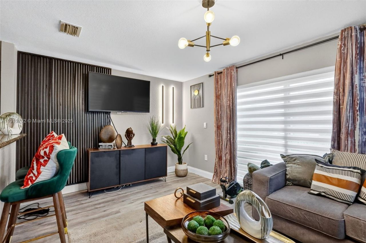 3004 SW 129th Way, Unit 150, Miramar, FL 33027 Photo