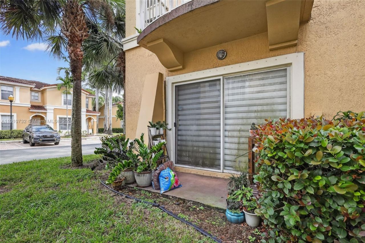 3004 SW 129th Way, Unit 150, Miramar, FL 33027 Photo
