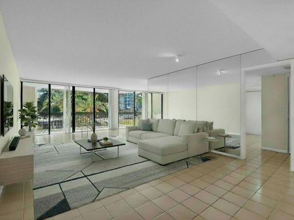 2000 Presidential Way, Unit 206, West Palm Beach, FL 33401