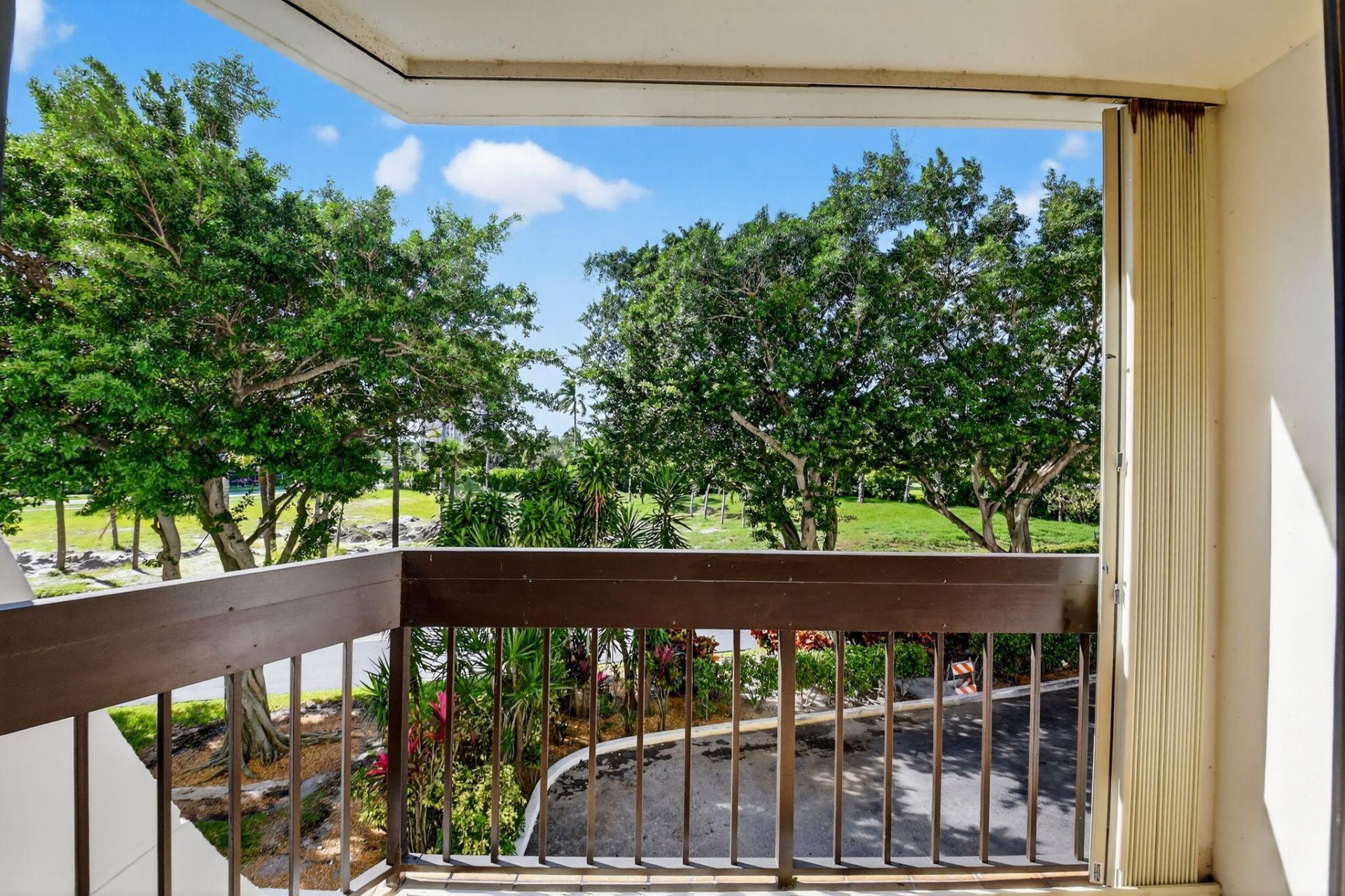 2000 Presidential Way, Unit 206, West Palm Beach, FL 33401 Photo