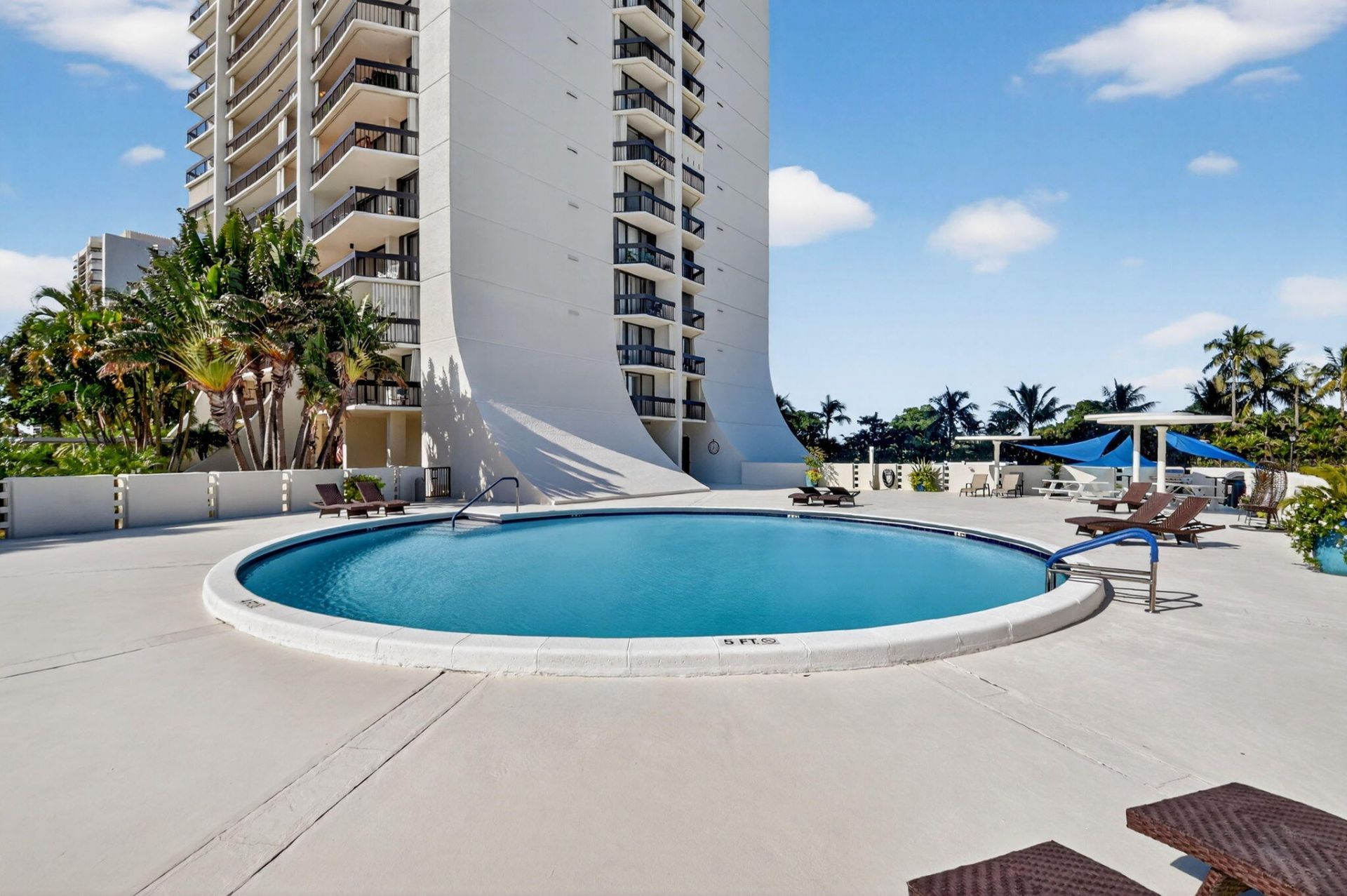 2000 Presidential Way, Unit 206, West Palm Beach, FL 33401 Photo