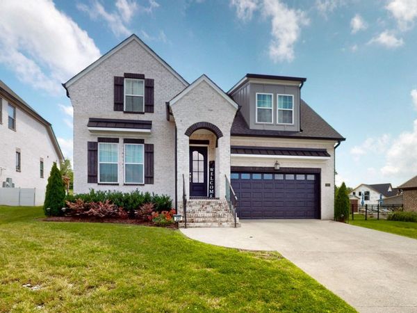 257 Hutch Ct, Gallatin, TN 37066