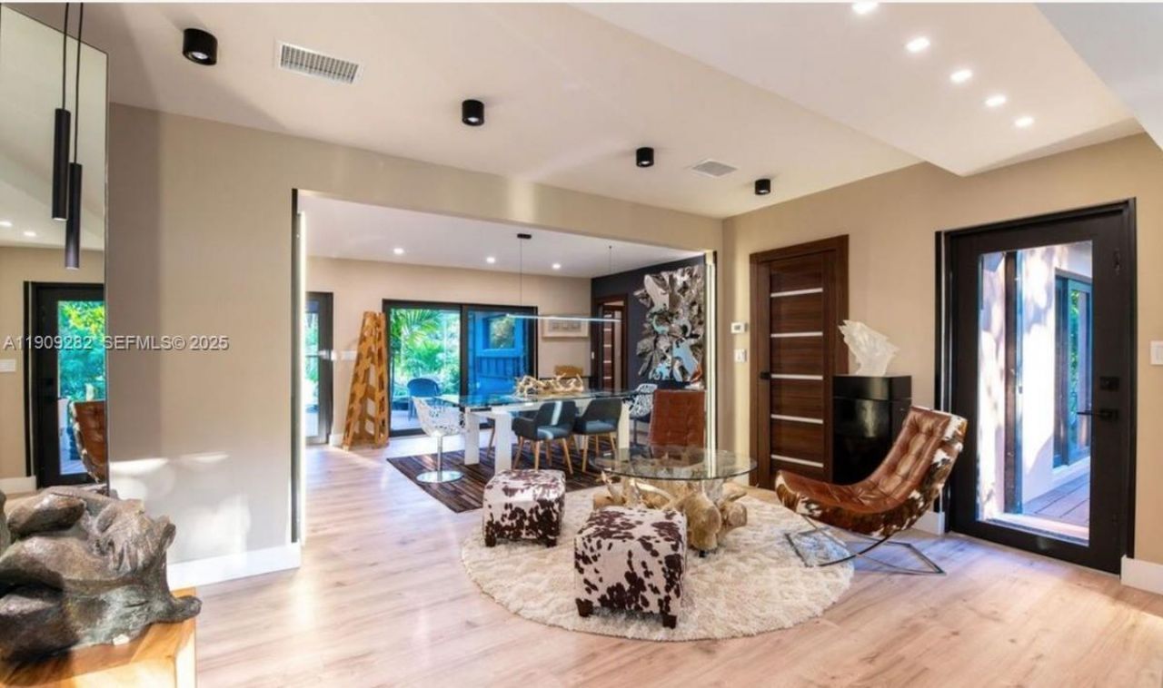 12330 Griffing Blvd, North Miami, FL 33161 Photo