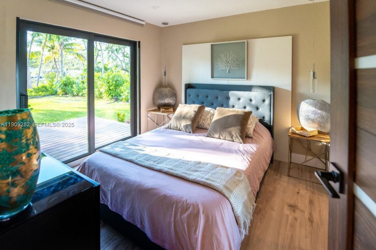 12330 Griffing Blvd, North Miami, FL 33161 Photo